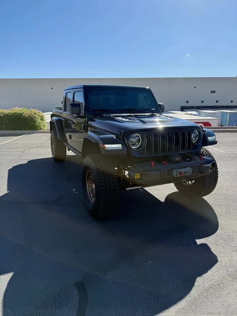 Jeep Gladiator Anyone out there with a 2" Mopar Lift on 35" or 37" Pizza Cutters? IMG_3631