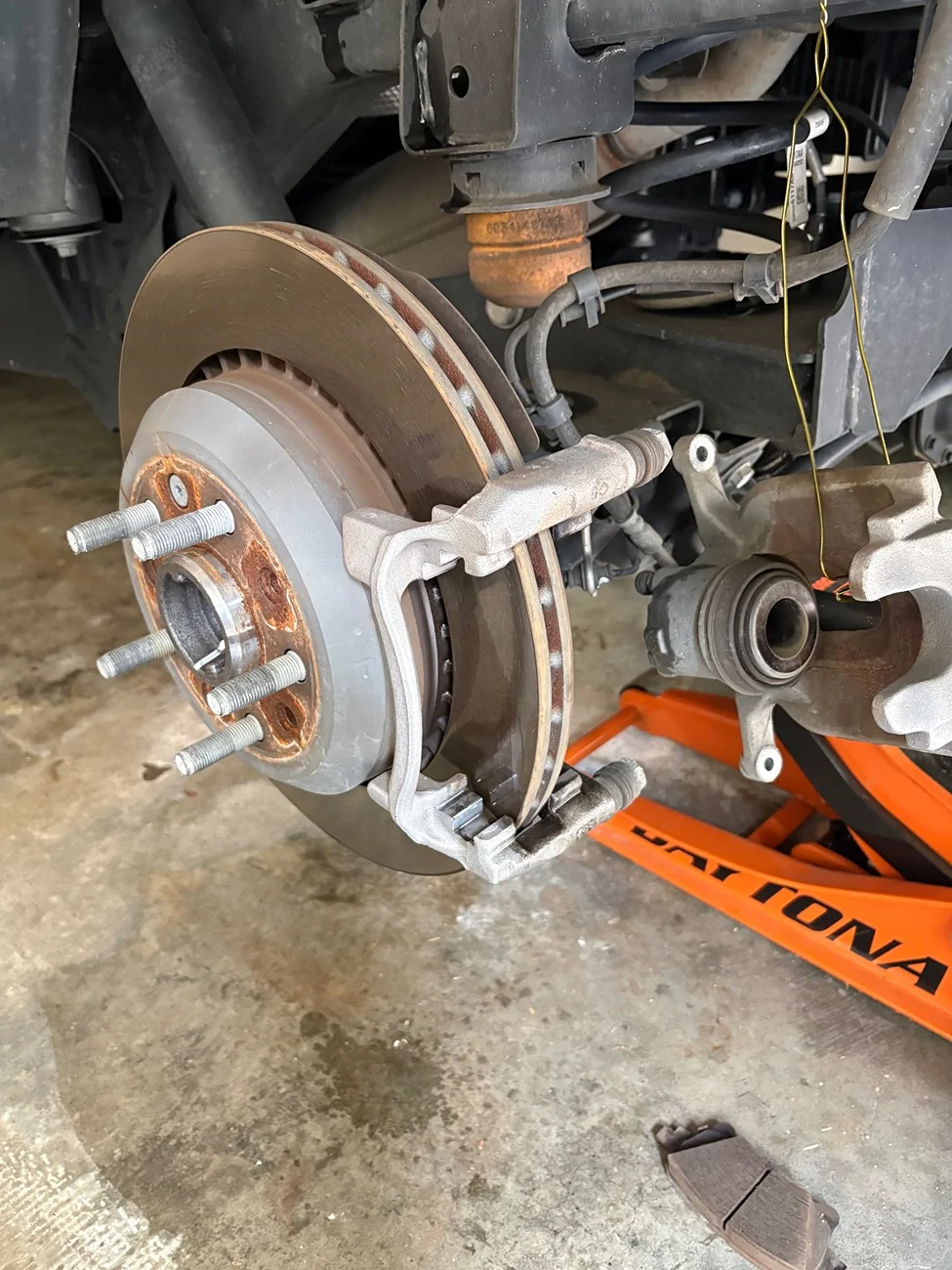 Jeep Gladiator Squeaking rear brakes at slow speed - SLOVED IMG_7555