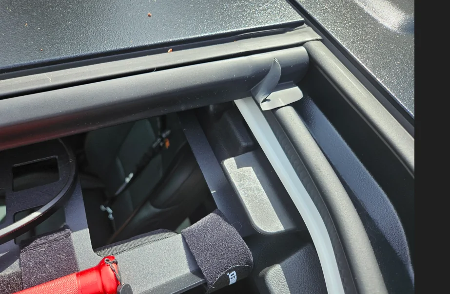 Jeep Gladiator Water intrusion Freedom panel question 1782261801777-ql