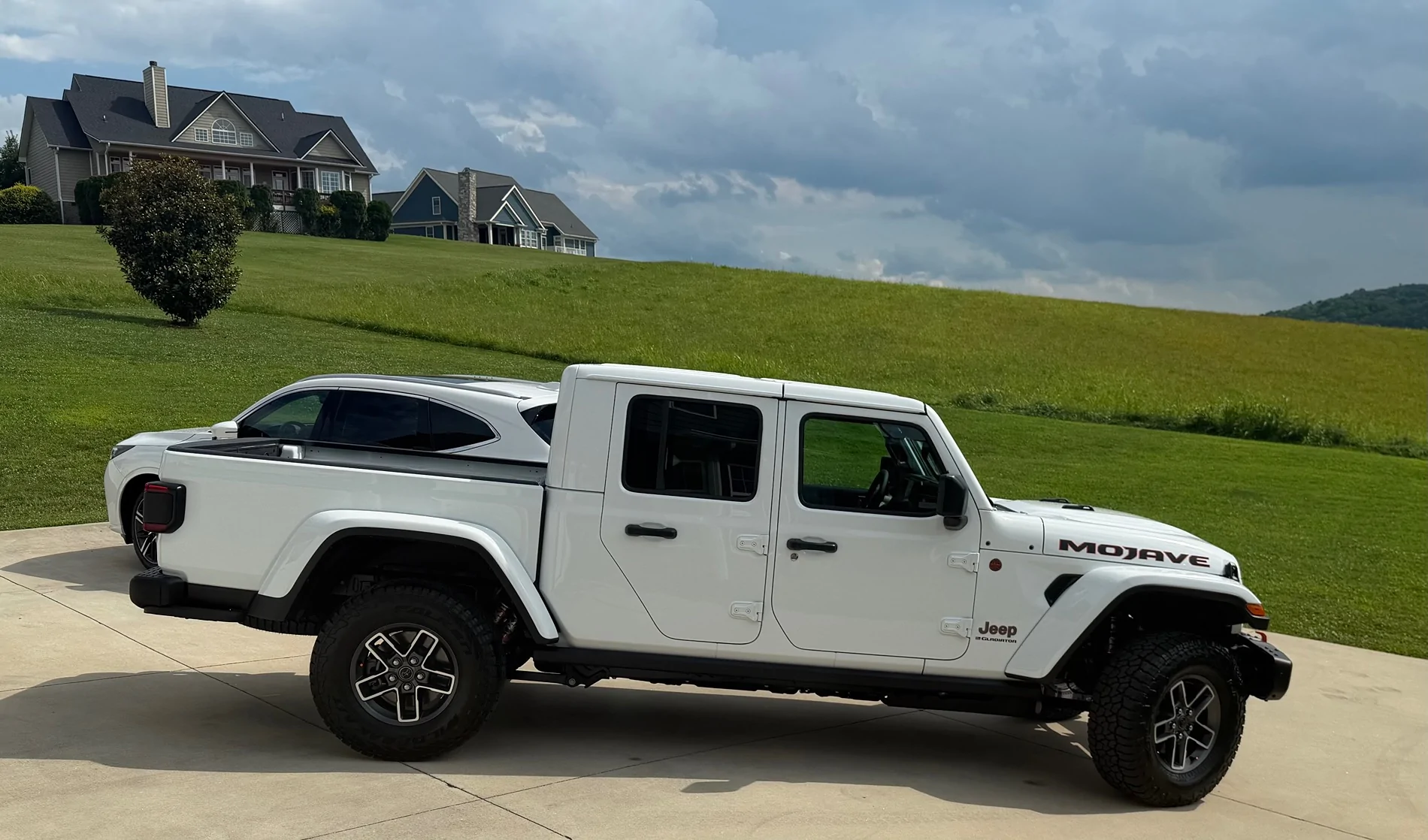 Jeep Gladiator BRIGHT WHITE Gladiator JT Club IMG_4216