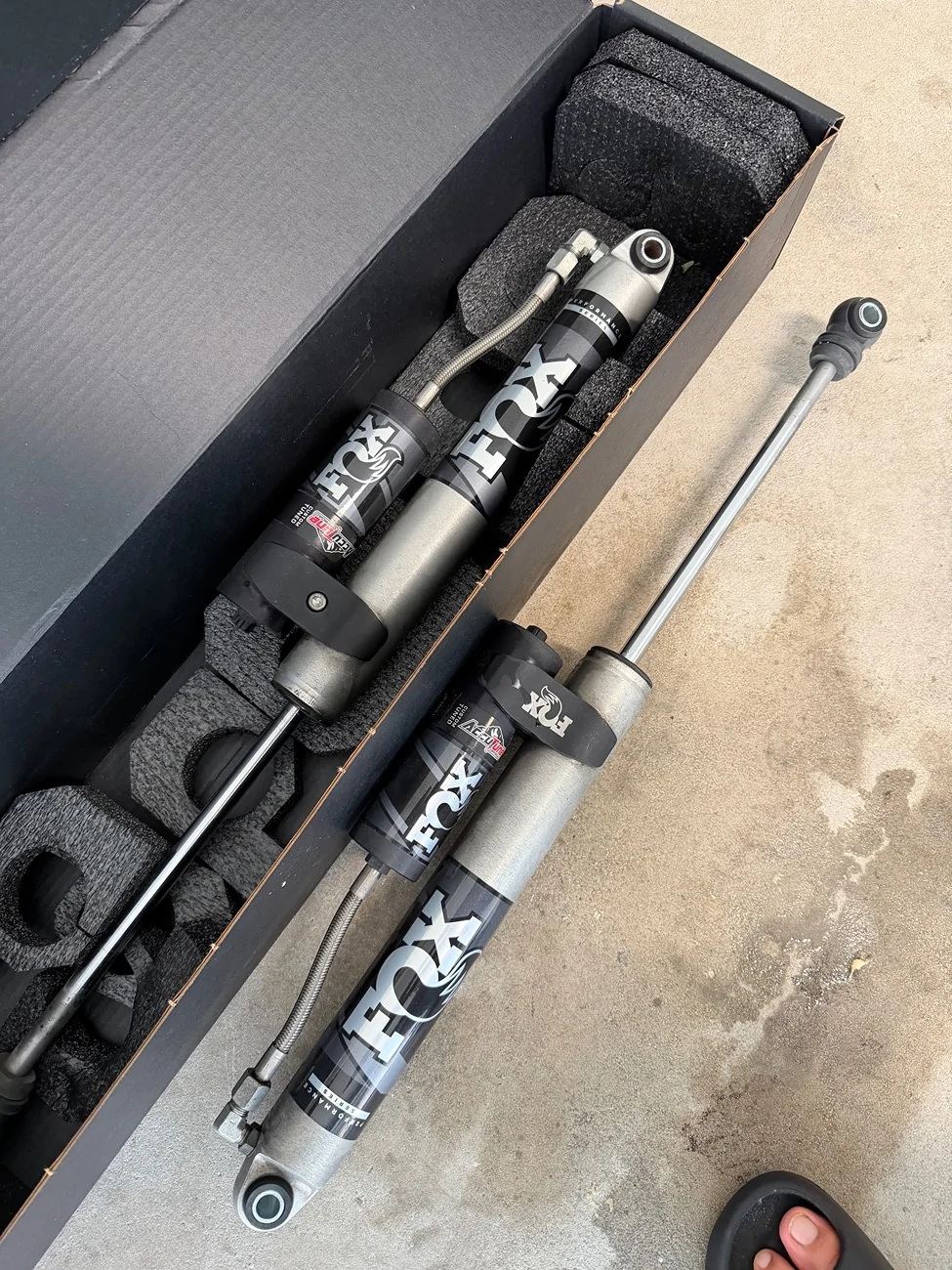 Jeep Gladiator Fox/synergy suspension components sale IMG_6292