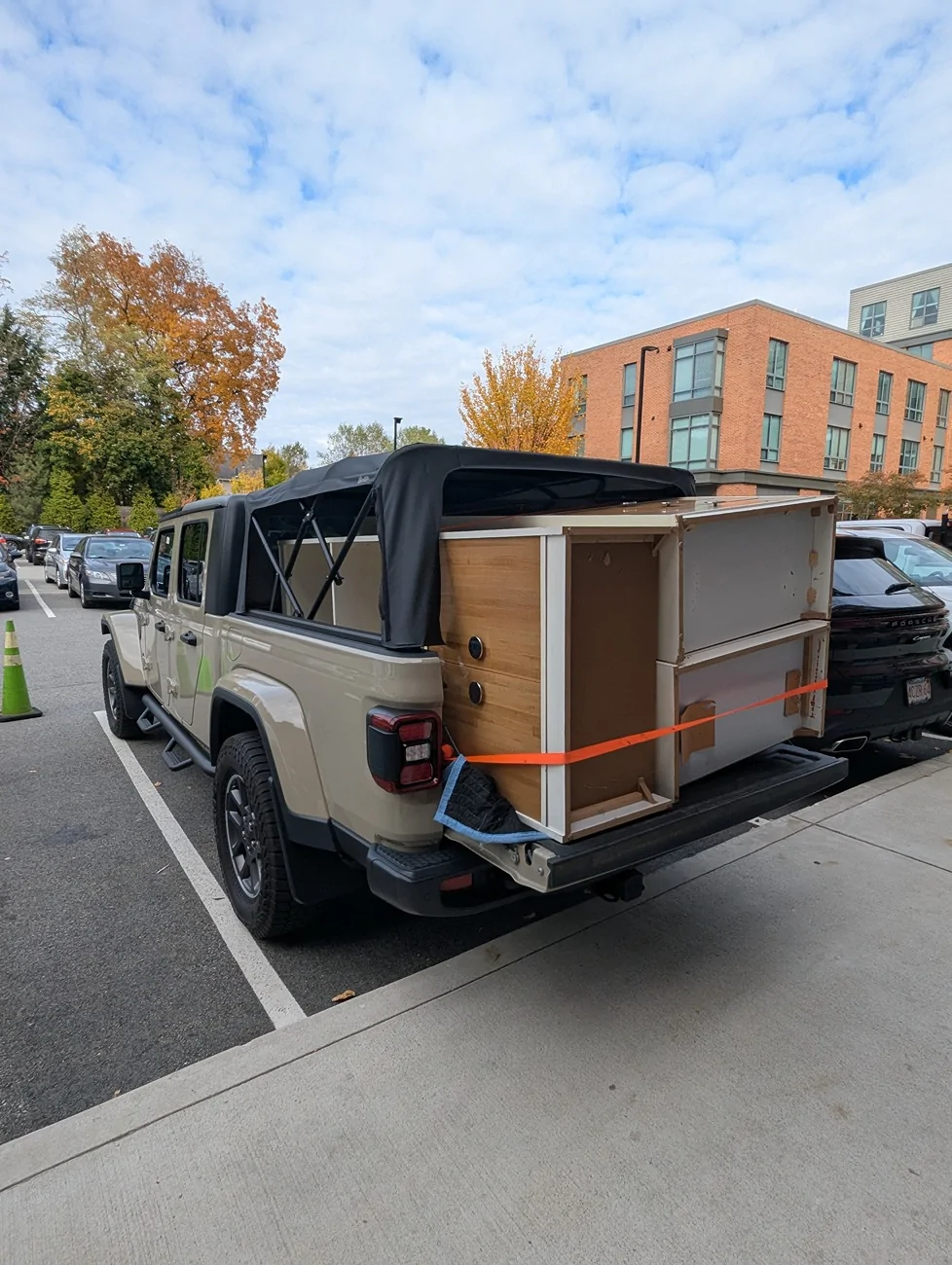 Jeep Gladiator What did you HAUL in your JT today? PXL_20251024_180321301