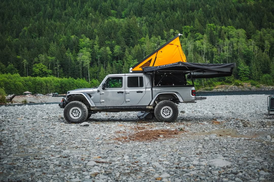 Jeep Gladiator Summer Nights Giveaway – Win a Set of ORACLE Flush Tail Lights! ☀️ BlakeF (2)