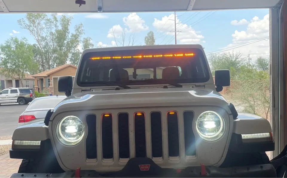 Jeep Gladiator 2020 Jeep Overland (Moparized) 734973761_27680100134961011_4070418518719823234_n - Copy