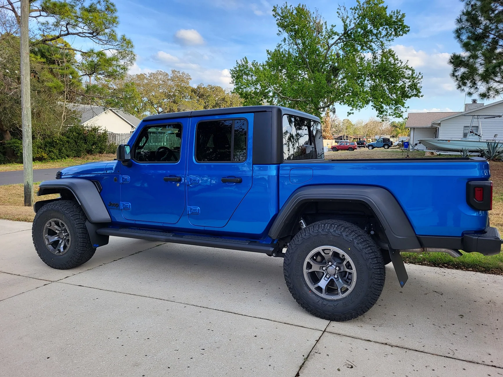Jeep Gladiator Gladiators on Mopar 2" Lift Kit 20260219_165740