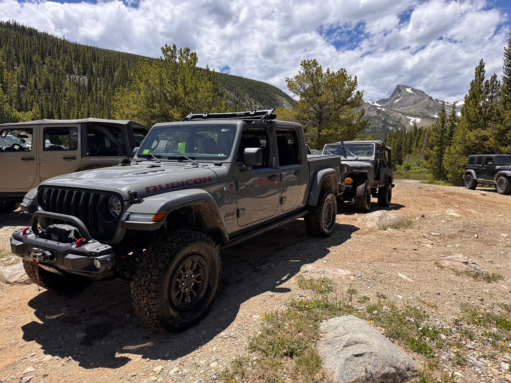 Jeep Gladiator Gladiators on Mopar 2" Lift Kit IMG_6057