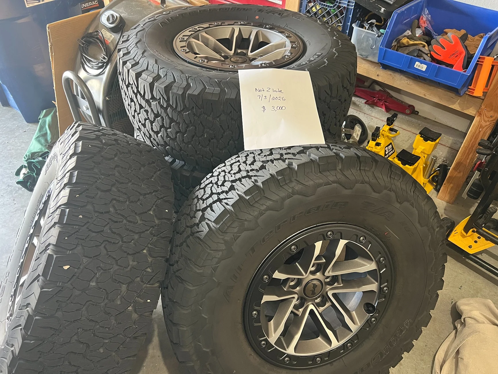 Jeep Gladiator (5) Rubicon 392 wheels and tires. Take offs - mounted, balanced, w/sensors 1076322-4fdc1aada3d585bbd2263eaf15e18853