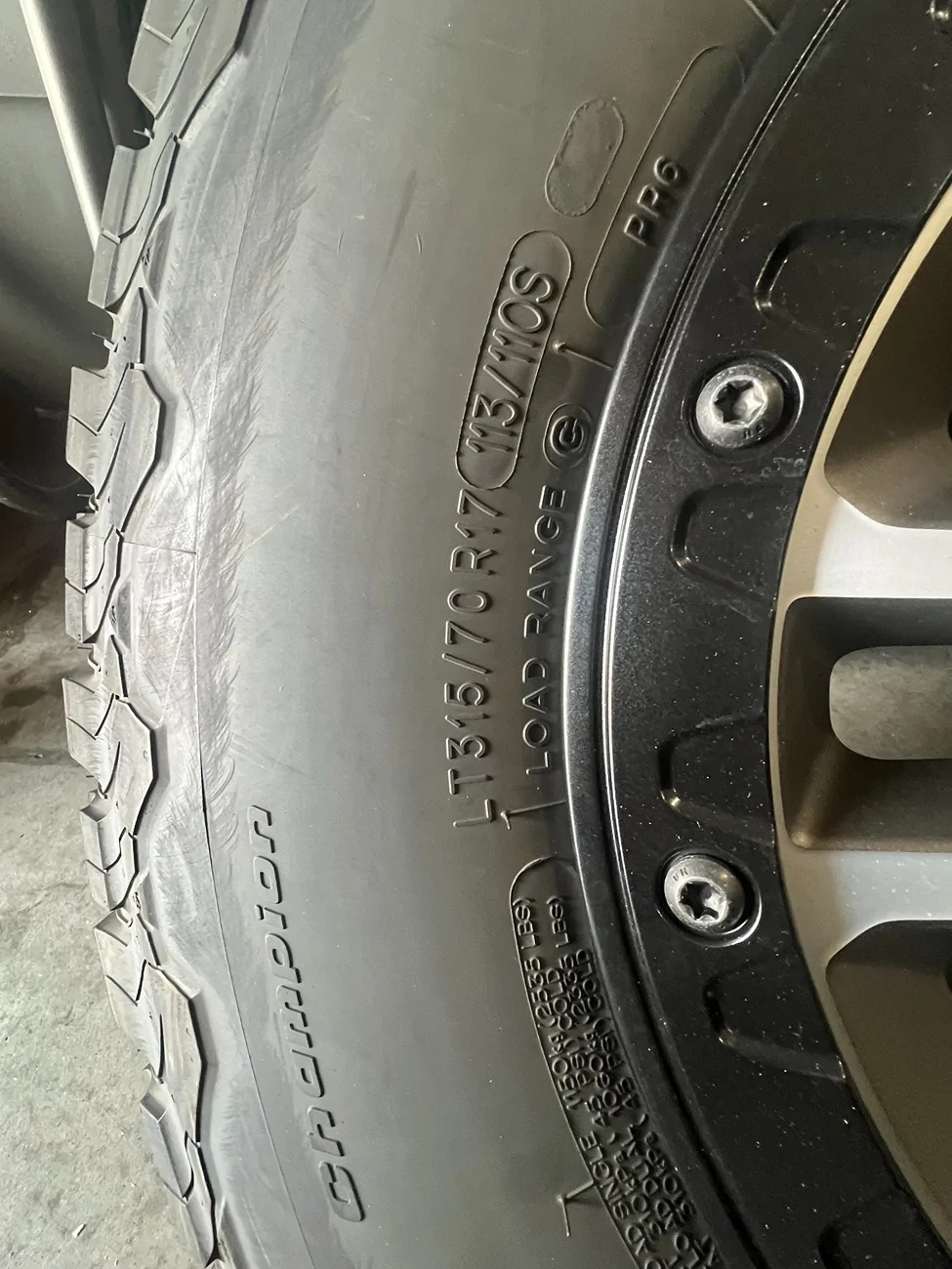 Jeep Gladiator (5) Rubicon 392 wheels and tires. Take offs - mounted, balanced, w/sensors 1076320-708df2dfe50d66668a5eb870560326e6