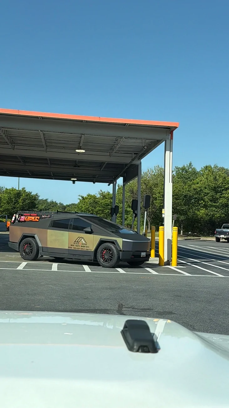 Jeep Gladiator From NW Louisiana to Canadian border and back gathering 13 badges along the way. IMG_1388