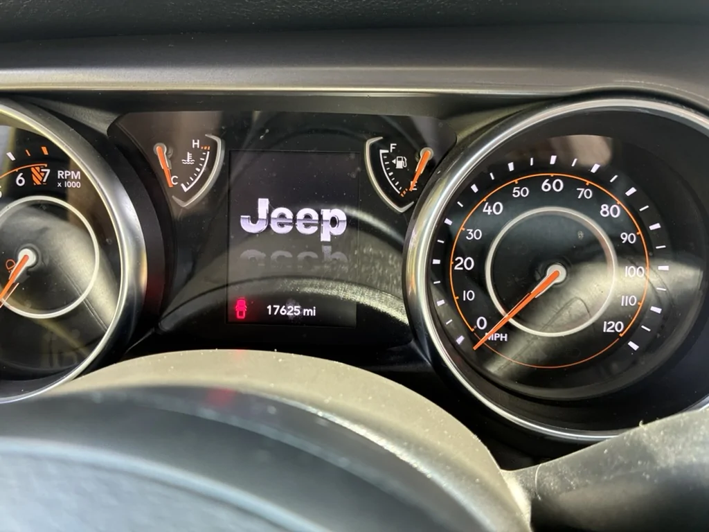 Jeep Gladiator 2023 Jeep Gladiator Sport $32K OBO - 17,625 Miles, 3.5 inch lift, 35 in tires, winch, more 63FA6758-2FA7-4937-91CF-93956DABE19A_1_105_c