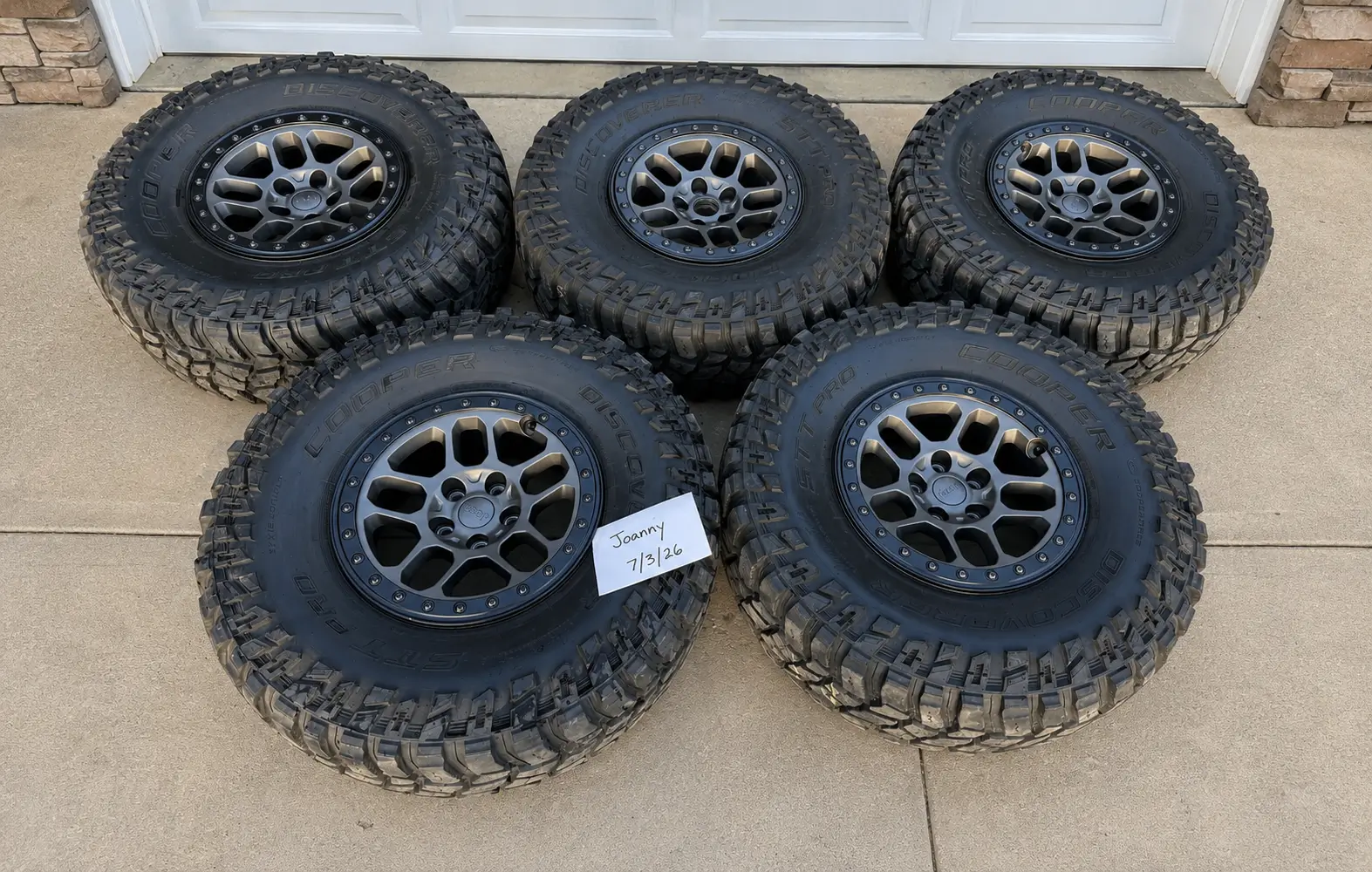 Jeep Gladiator Cooper STT Pro Tires with TPMS mounted on 392 XR Wheels pol