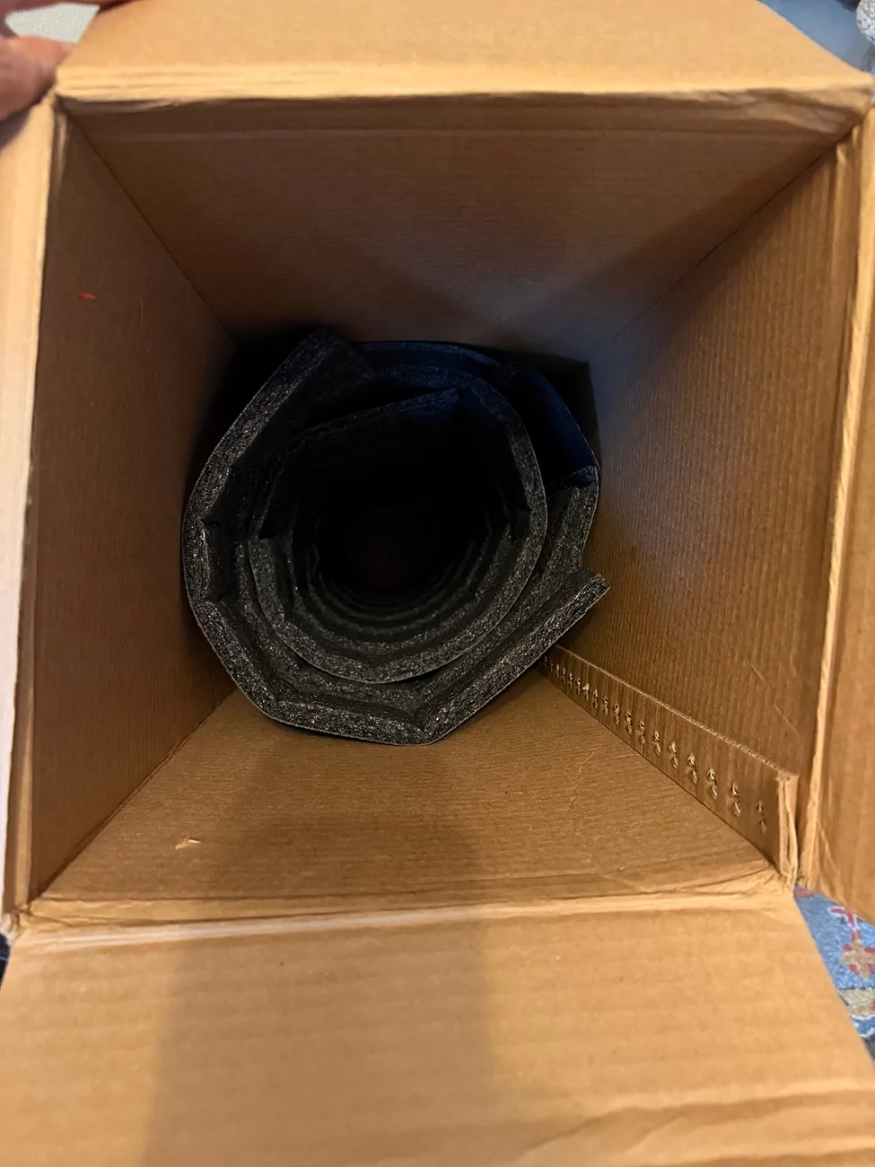 Jeep Gladiator New In Box RealTruck HUSKY LINERS GUARDIAN IMPACT BED AND TAILGATE MAT IMG_6086