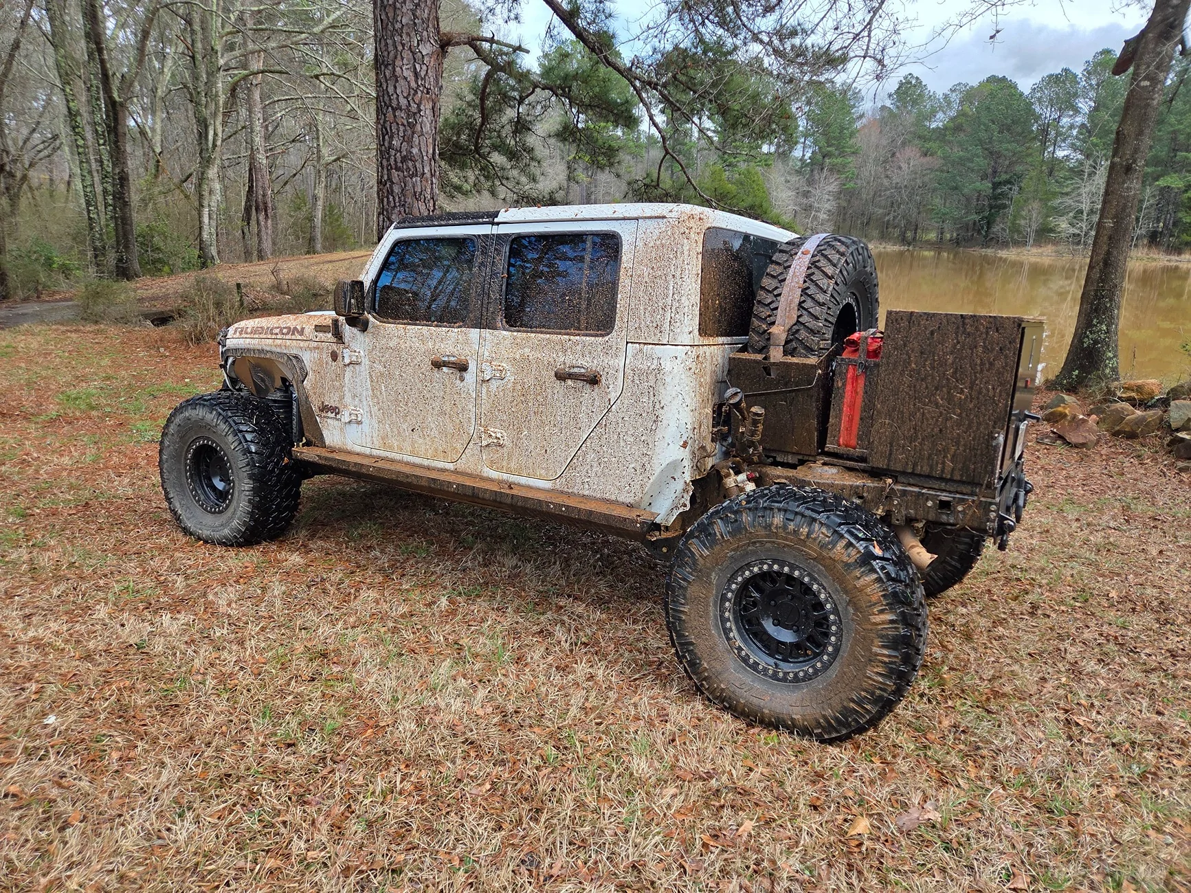 Jeep Gladiator Rear Winch on a JT 20260227_145242