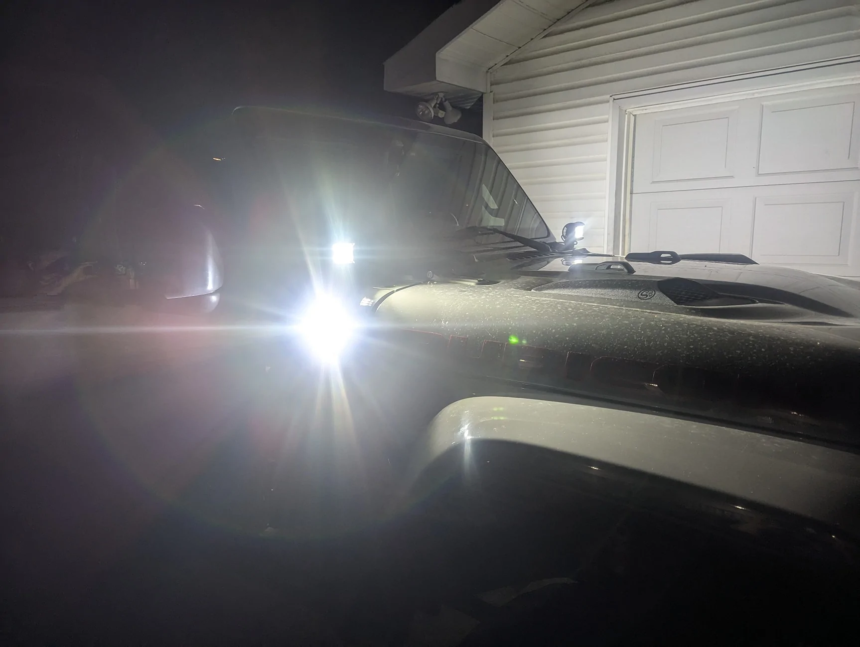 Jeep Gladiator Looking for ditch lighting illumination ideas… PXL_20250228_002835300.MP