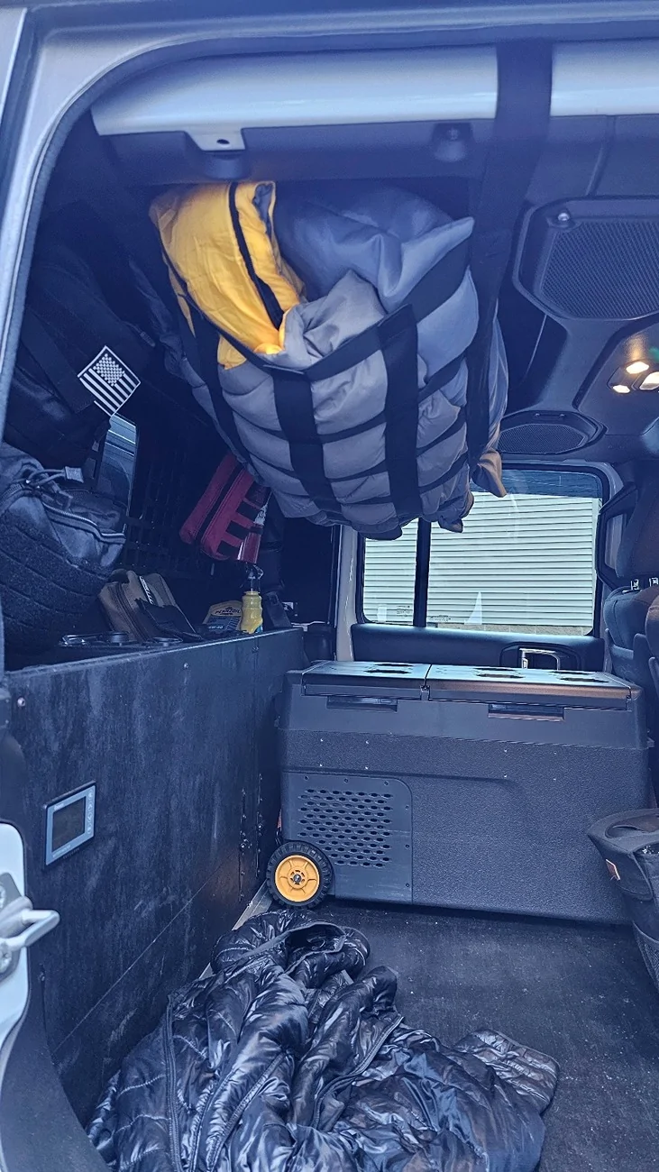 Jeep Gladiator Interior Roof Storage Options? 20260709_200503