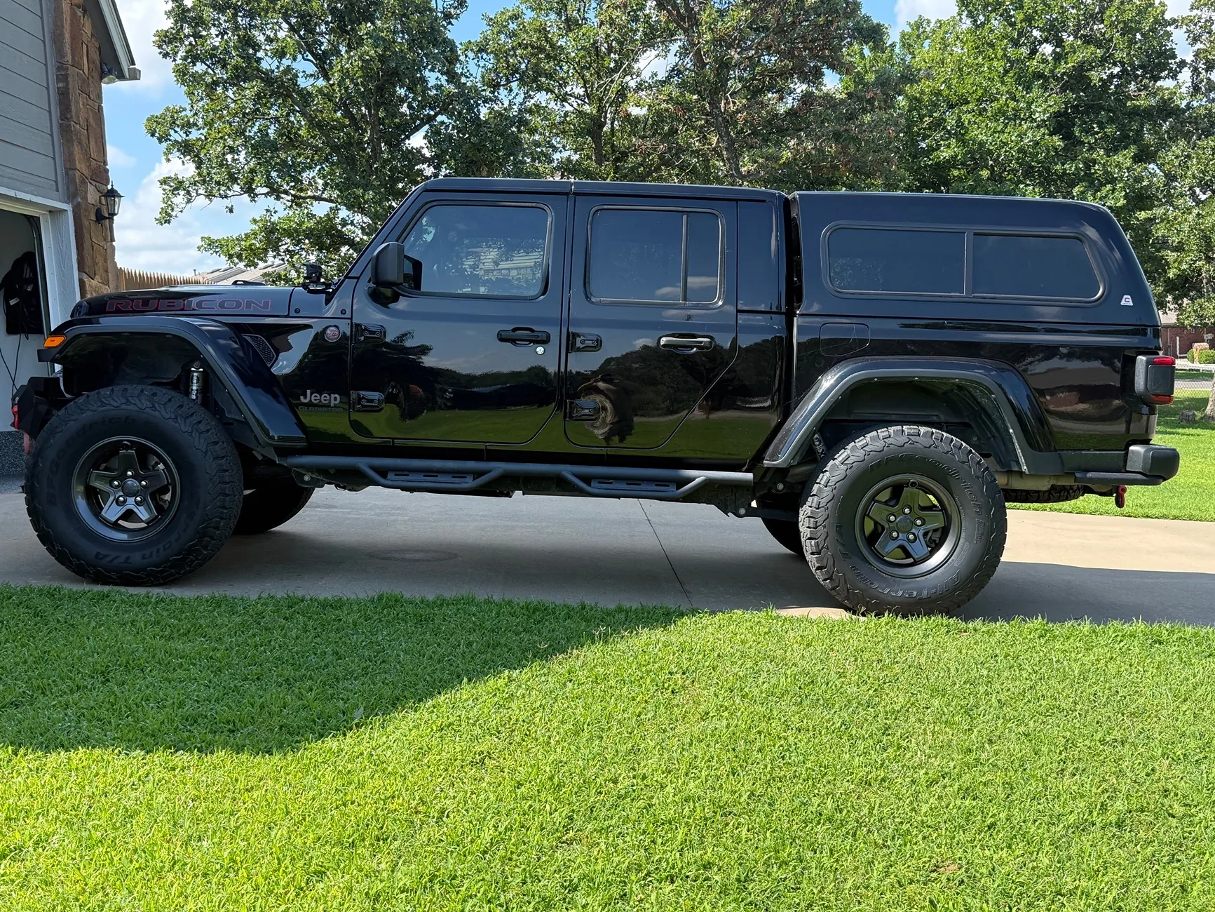 Jeep Gladiator Gladiators on Mopar 2" Lift Kit IMG_9602