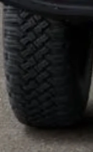 Jeep Gladiator 5x Goodyear Wrangler MT/R LT285/70R17C — 2,100 Miles — $850 IMG_1729
