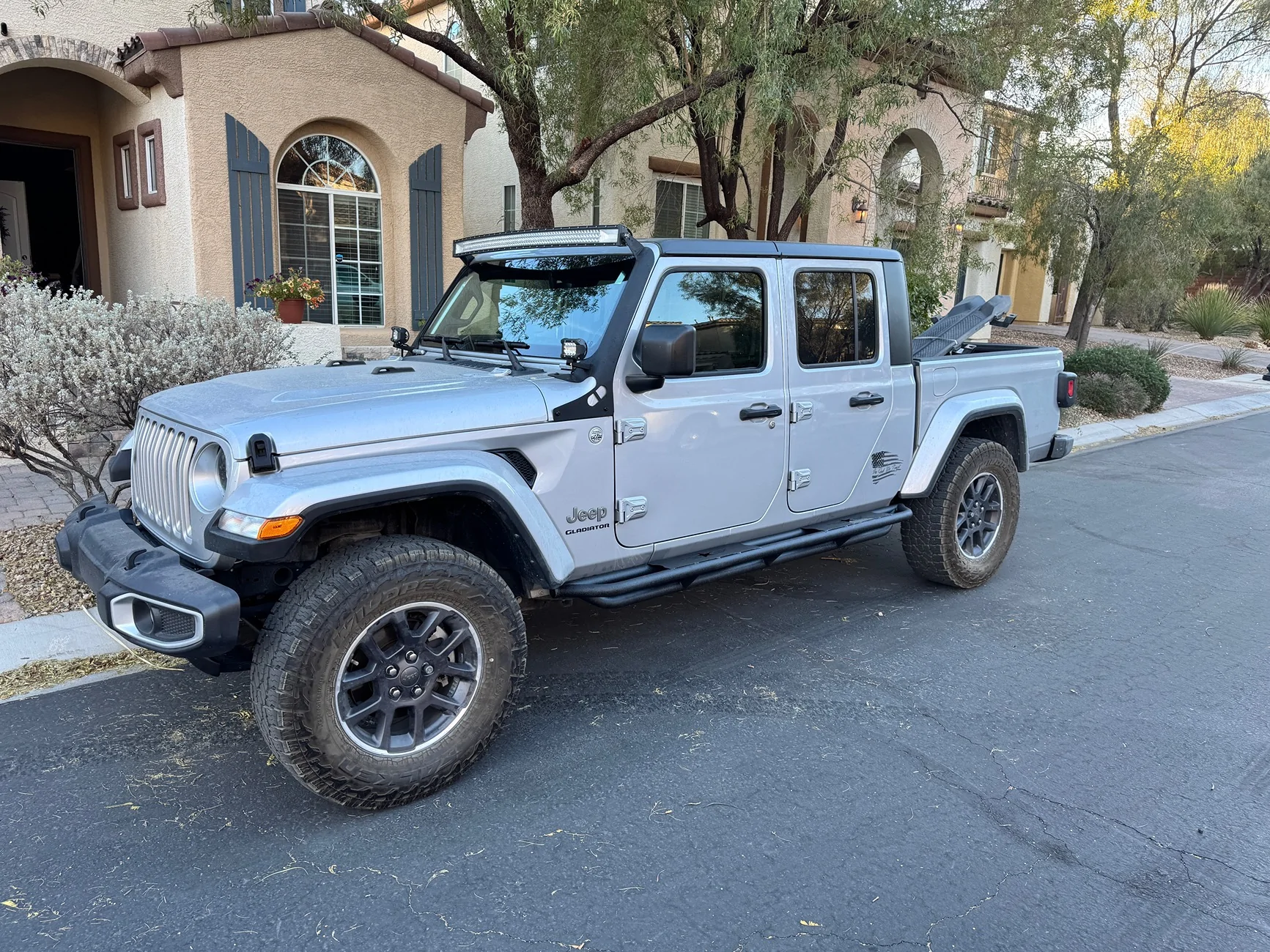 Jeep Gladiator Looking for step options on our '26 Mojave. IMG_5039