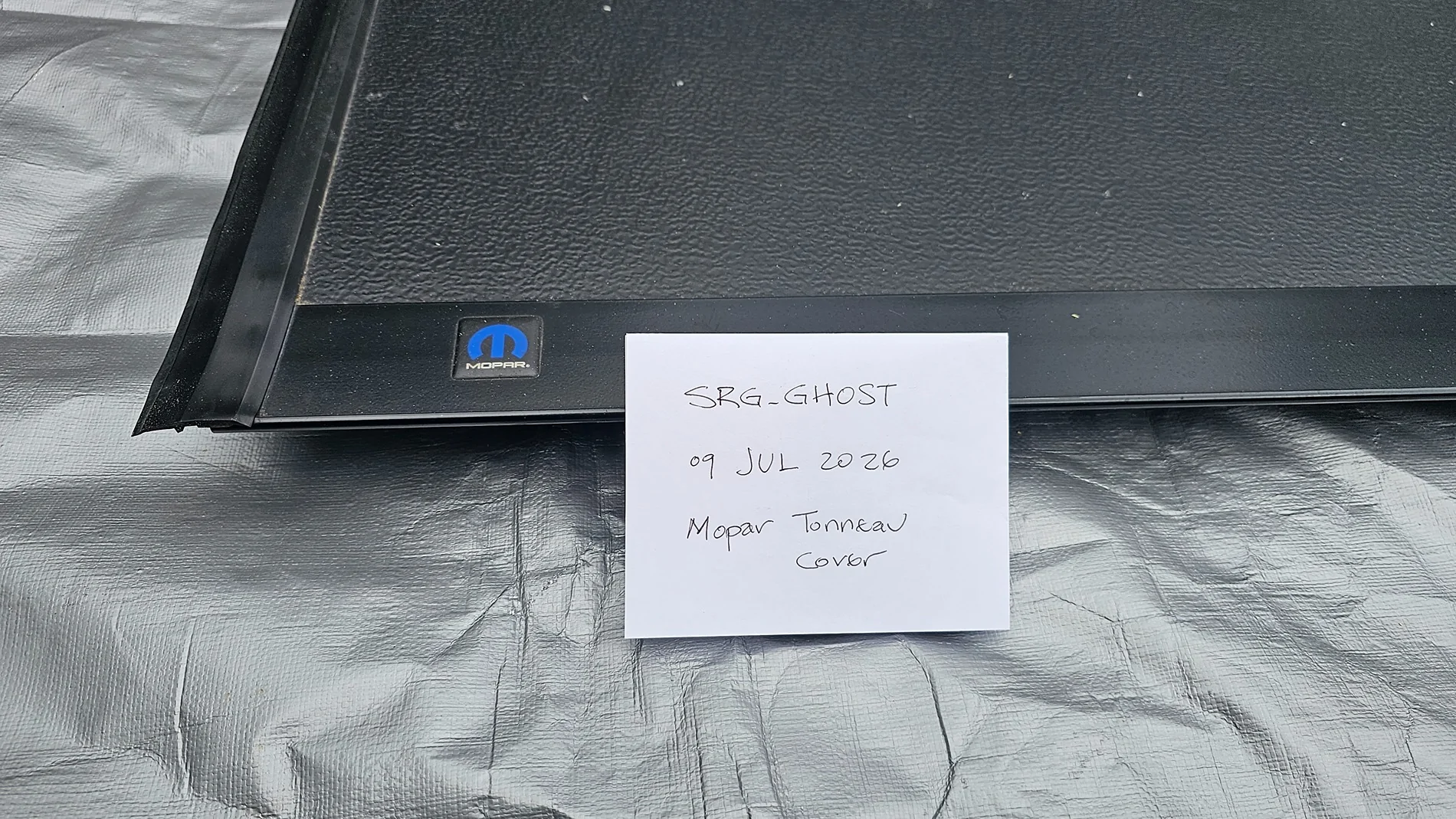 Jeep Gladiator Mopar - Tonneau Cover, Hard Tri-Fold _SRG-Tag-Tonneau