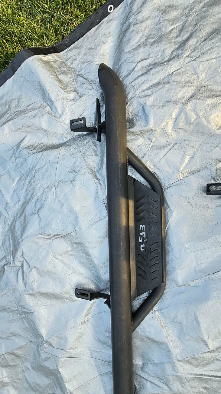 Jeep Gladiator N-Fab - 2-Step Nerf Bars 20260621_191518