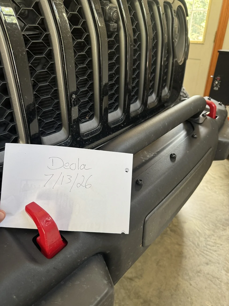 Jeep Gladiator Mopar Winch Guard 9432ce3d-a27c-4fd0-8f4d-5401b5085034