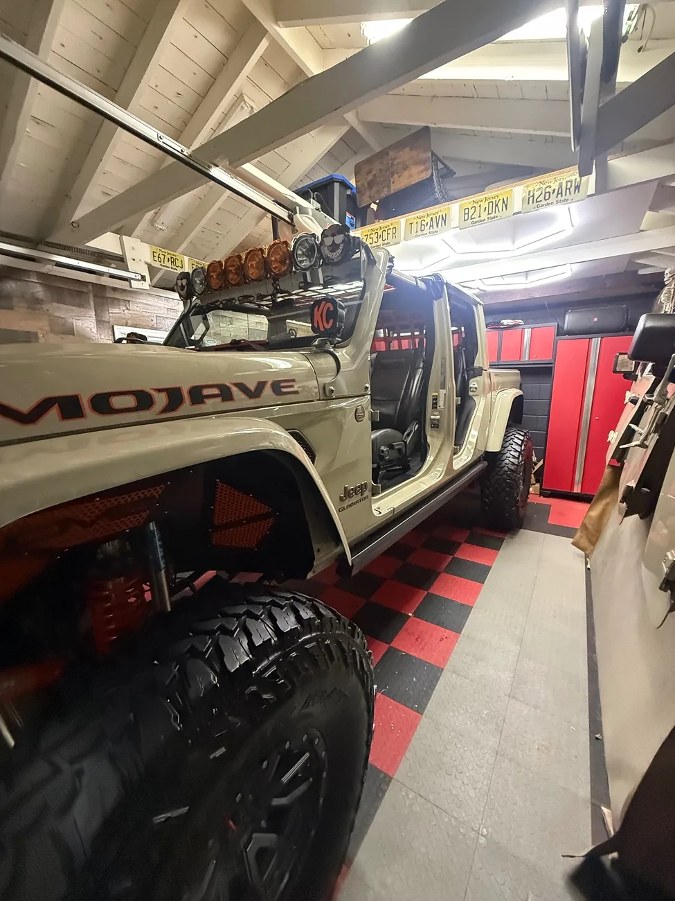 Jeep Gladiator Good starting price for sale IMG_3606