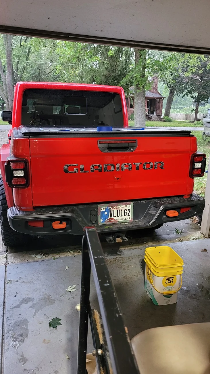 Jeep Gladiator You guys want to see something cool? 20240928_184734