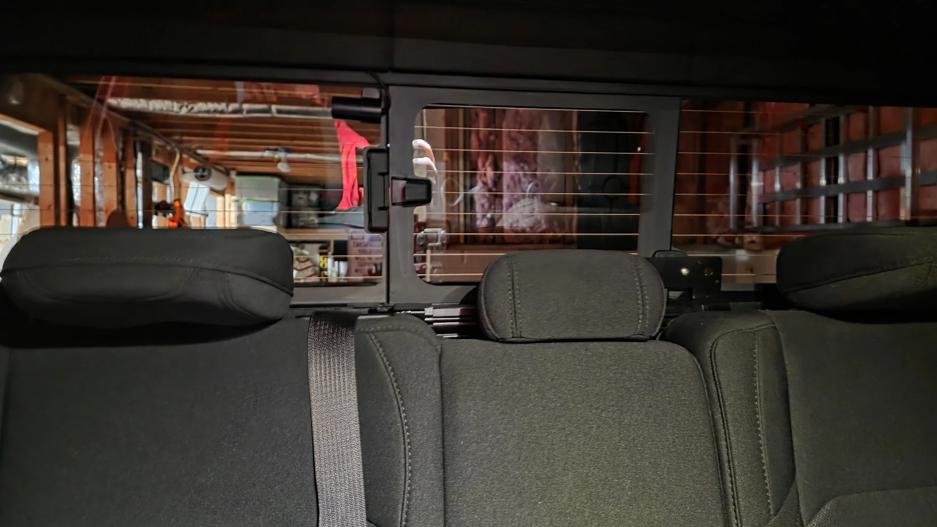Jeep Gladiator Power Sliding Rear Window - It's possible! 20260716_204314