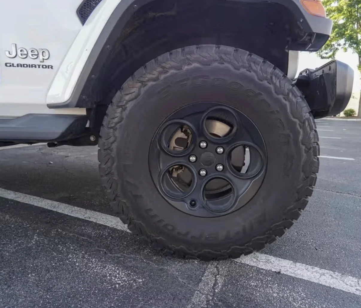 Jeep Gladiator Gladiators on Mopar 2" Lift Kit IMG_9463