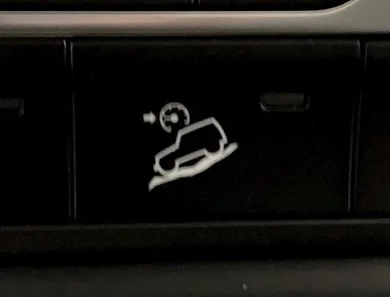 Jeep Gladiator Rolling back on a hill you can't climb, put it in neutral, or? 1784472583610-f4
