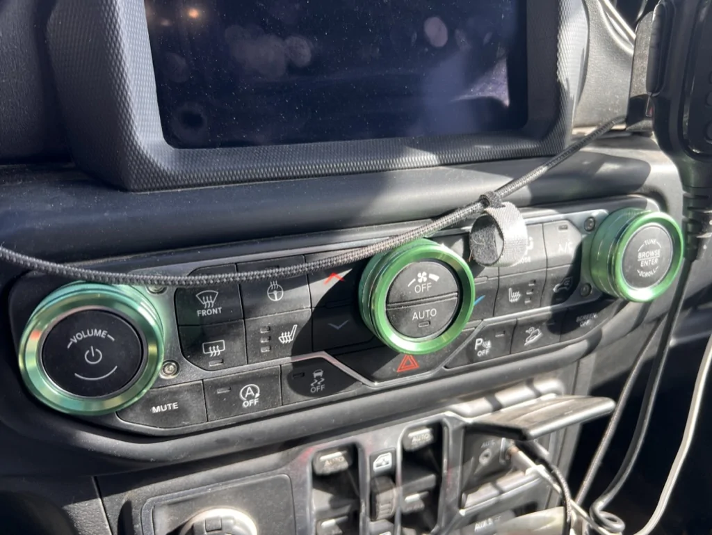 Jeep Gladiator Rolling back on a hill you can't climb, put it in neutral, or? 1784496174434-du