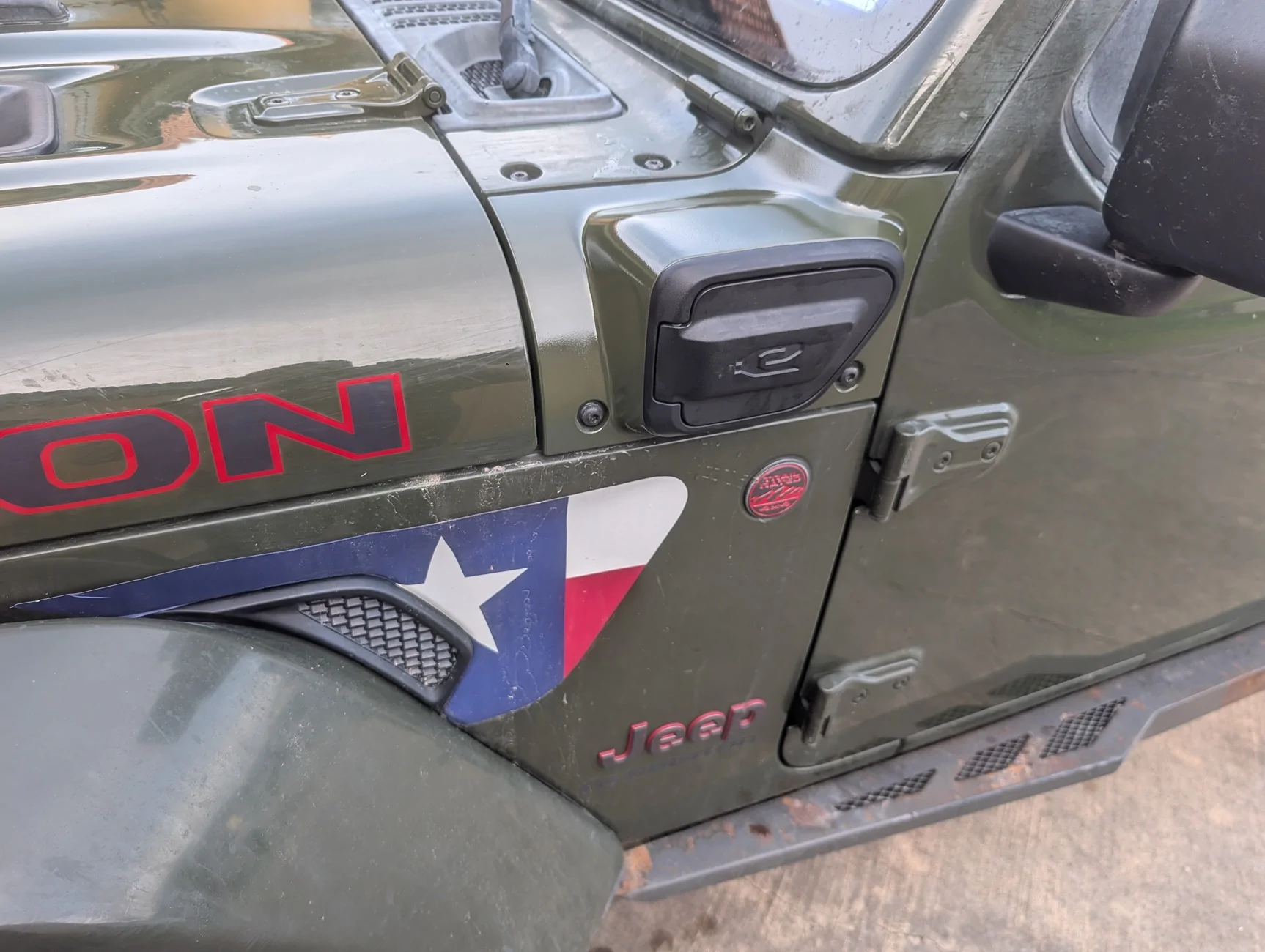 Jeep Gladiator 22 JTR build in TX PXL_20260605_131632058