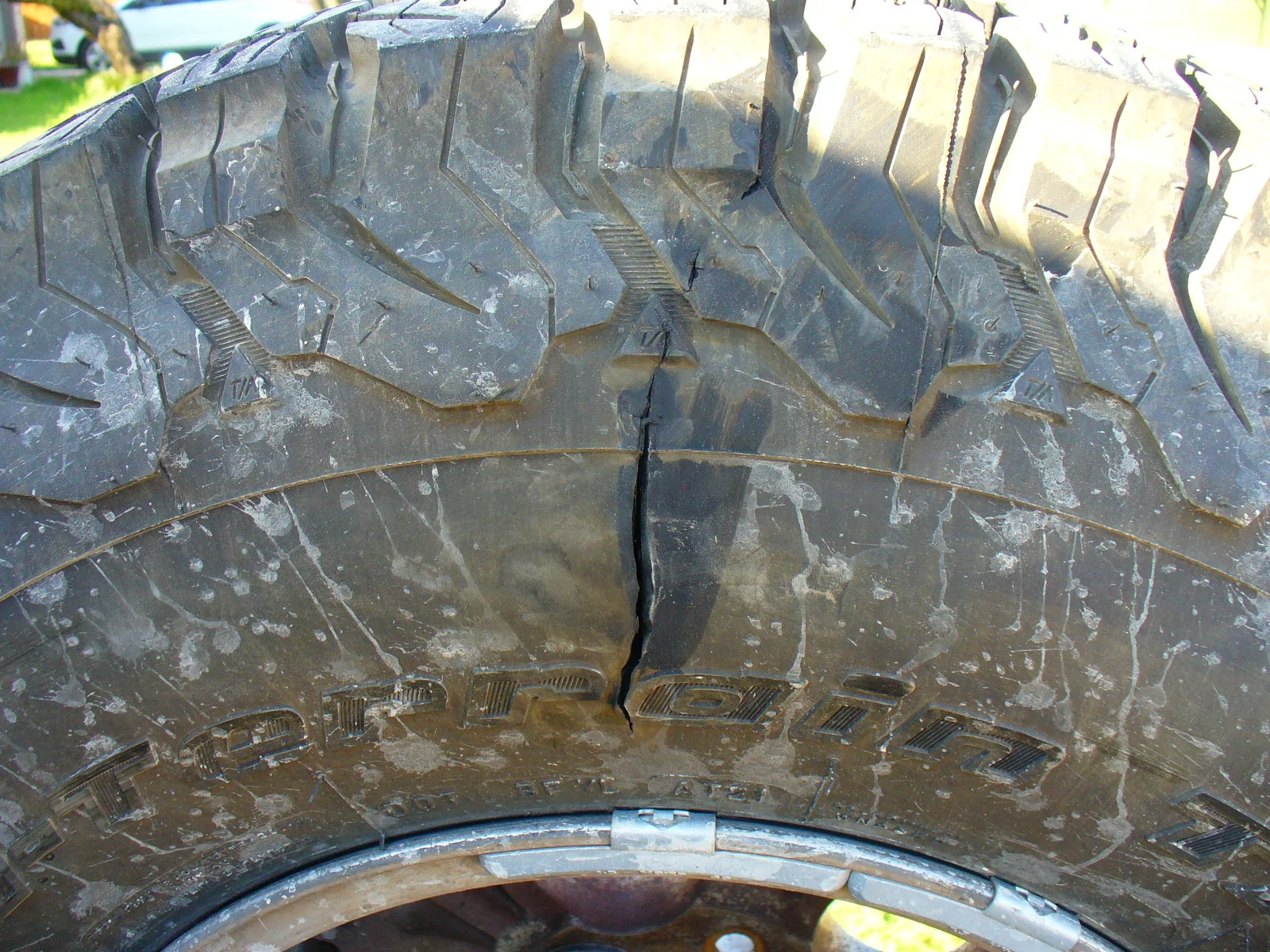 Jeep Gladiator Weird tire failure Sidewall 2