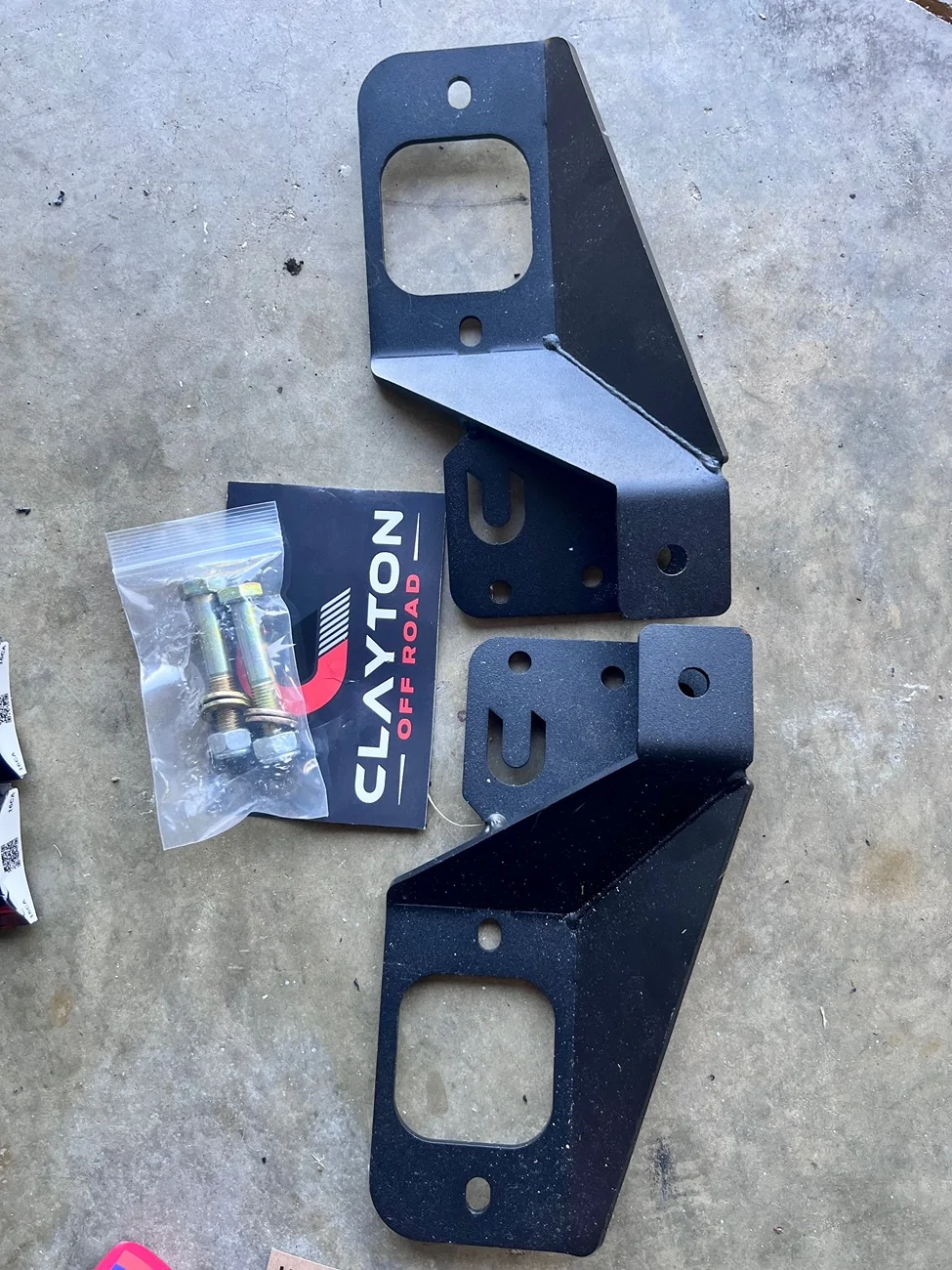 Jeep Gladiator Clayton rear sway bar reinforce bracket IMG_7589