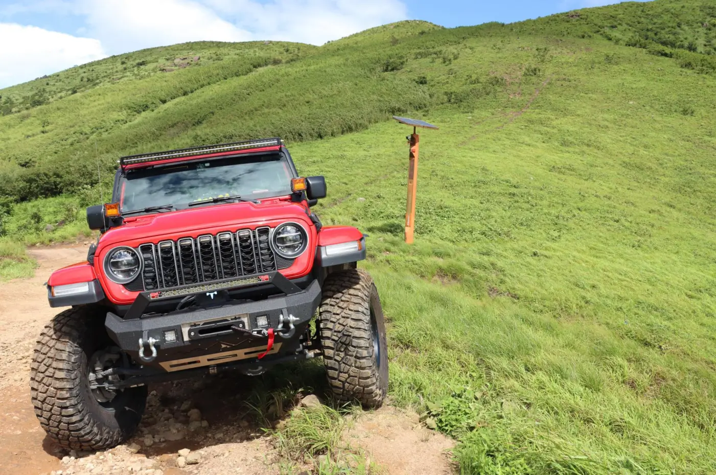 Jeep Gladiator 🔥 Give Your JT the Front-End Upgrade It Deserves — Stubby Bumper Flash Sale $269! _17848812233347