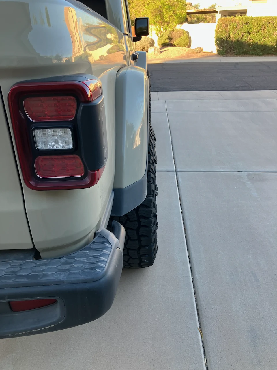 Jeep Gladiator Gladiators on Mopar 2" Lift Kit IMG_2318