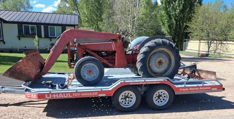 Jeep Gladiator Gladiator trailer tow Tractor on trailer
