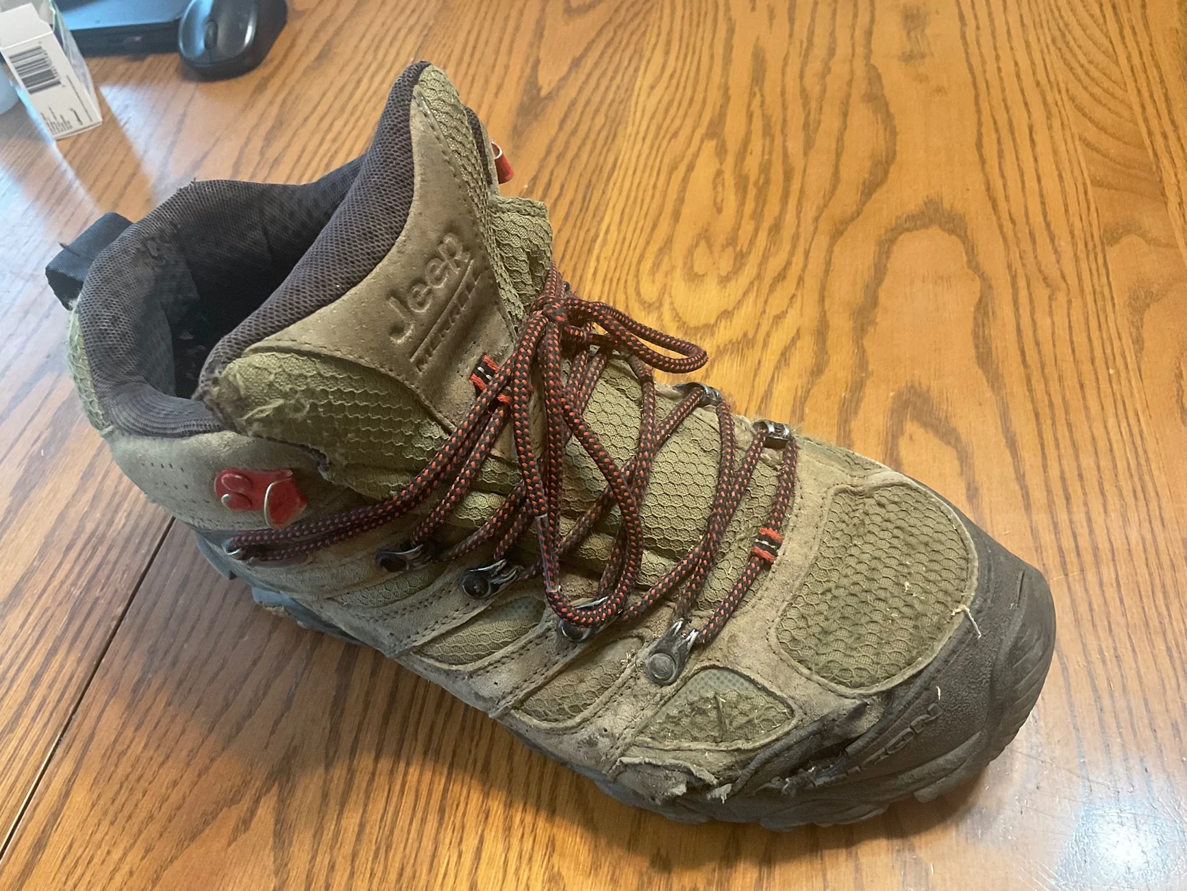 Jeep Gladiator Merrell Jeep hiking boots? IMG_3045