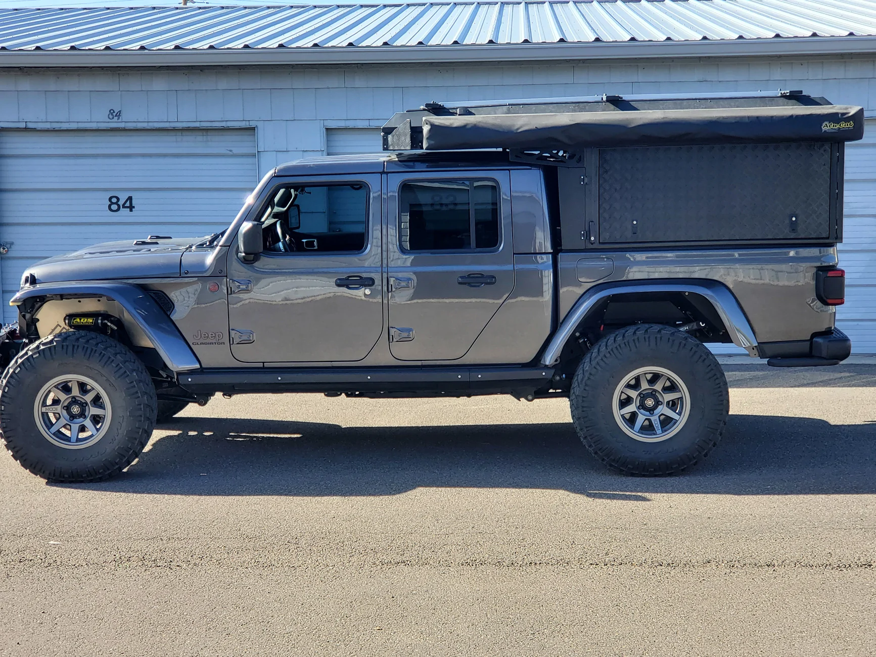 Jeep Gladiator Question About the Clayton 3.5 overland or premium lifts 20250421_091225