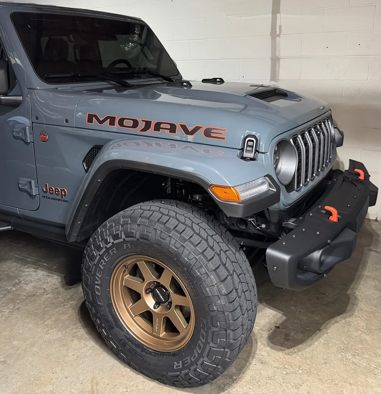 Jeep Gladiator Anvil Mojave X - Mayhem Convoy Wheels IMG_2565