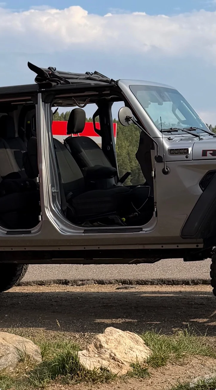 Jeep Gladiator Wolfbox Wide View Mirrors With Blind Spot - Test & Review IMG_6325