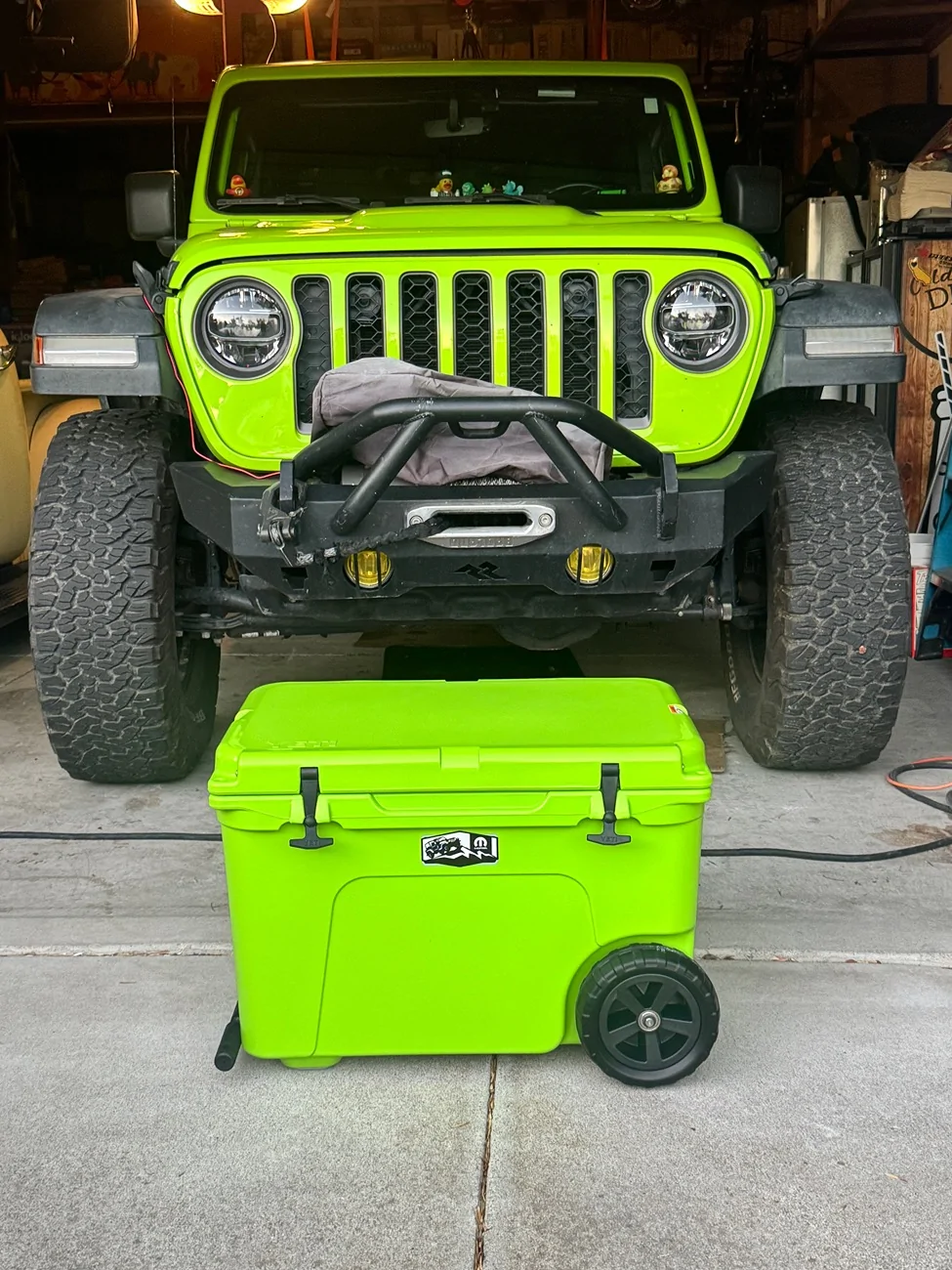 Jeep Gladiator The trip home from Gupton to Ca ongoing - picked up Gecko JT IMG_2231