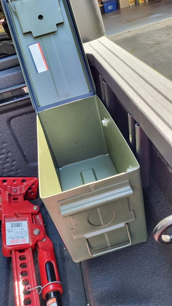 Jeep Gladiator Ammo Can Mount? 20240729_160054