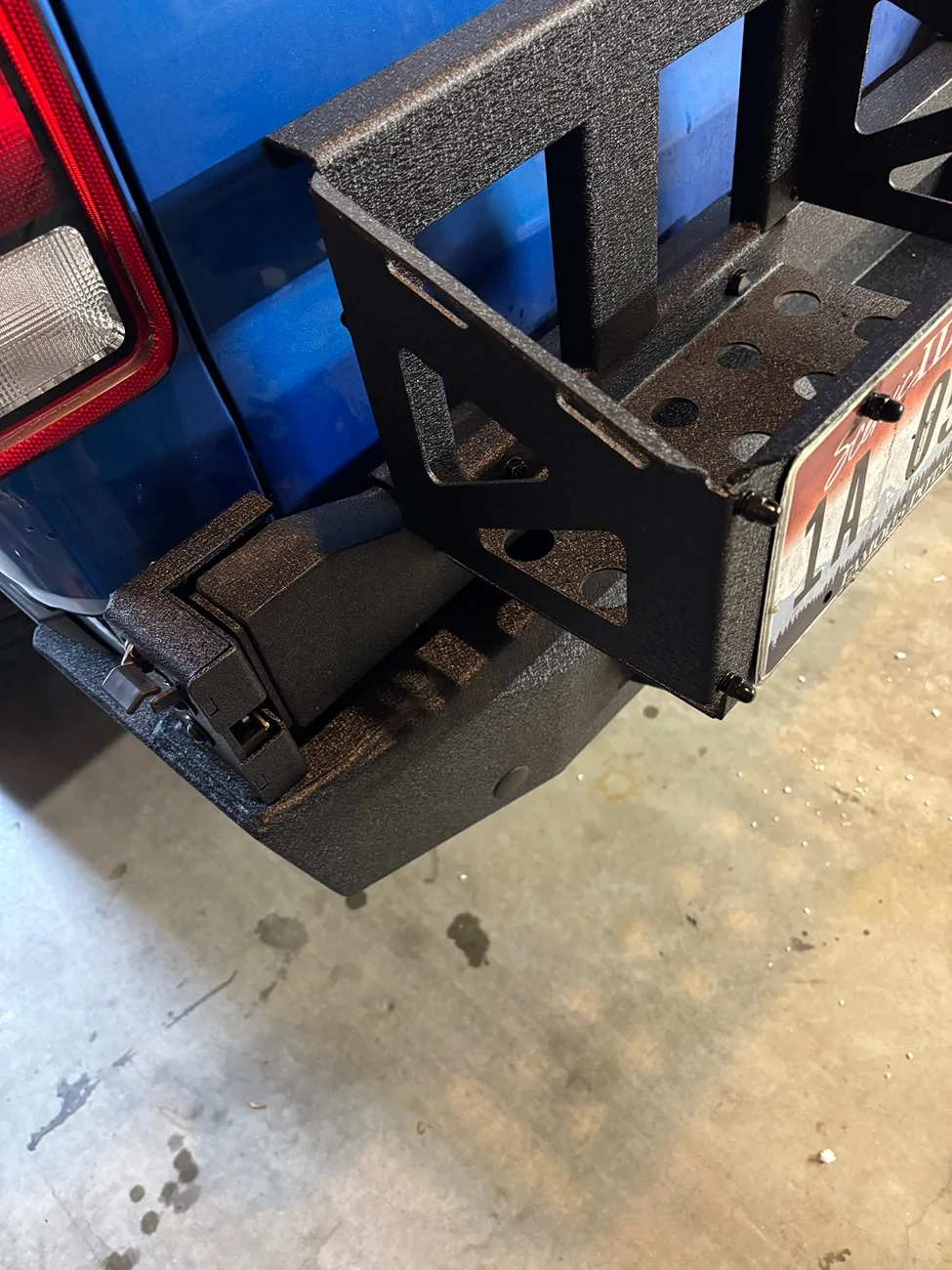 Jeep Gladiator Ammo Can Mount? IMG_2171