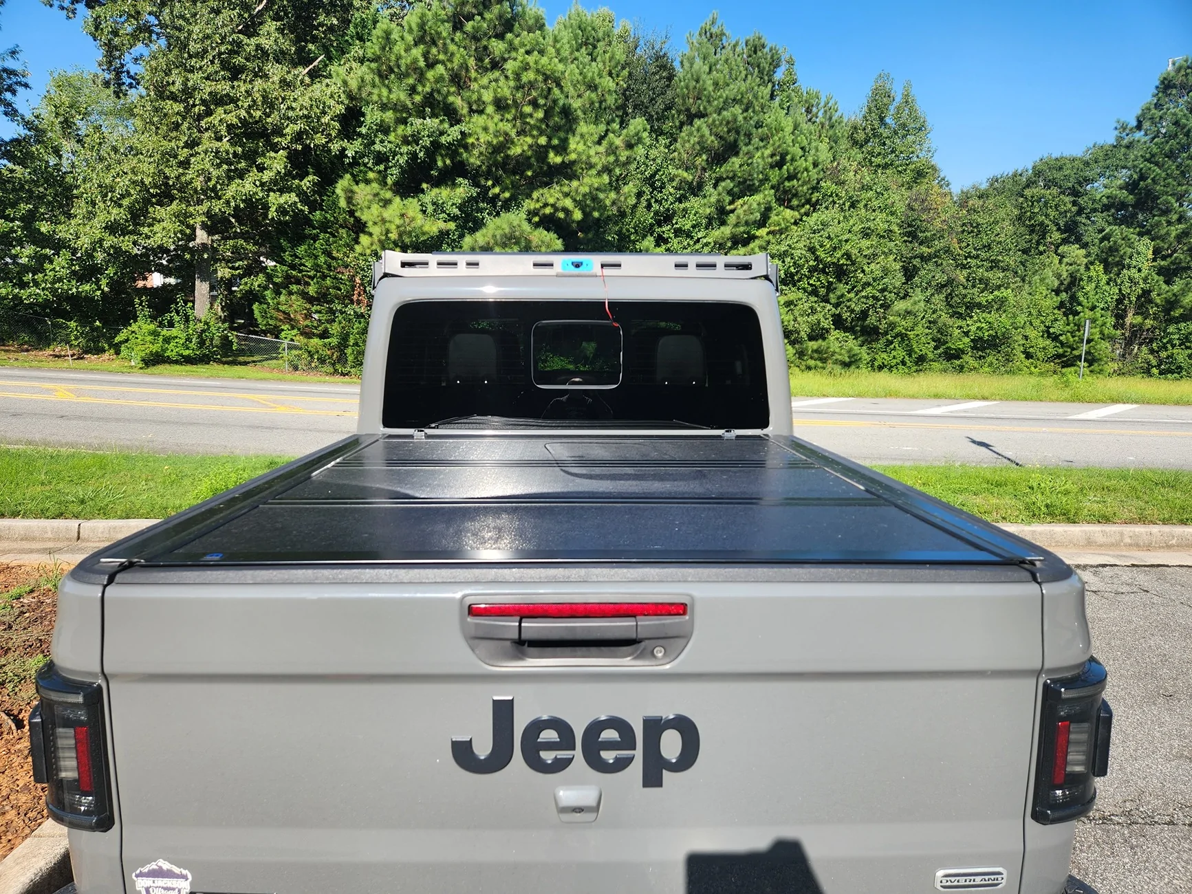 Jeep Gladiator WOLFBOX G930 mirror install and fixes 1000022100