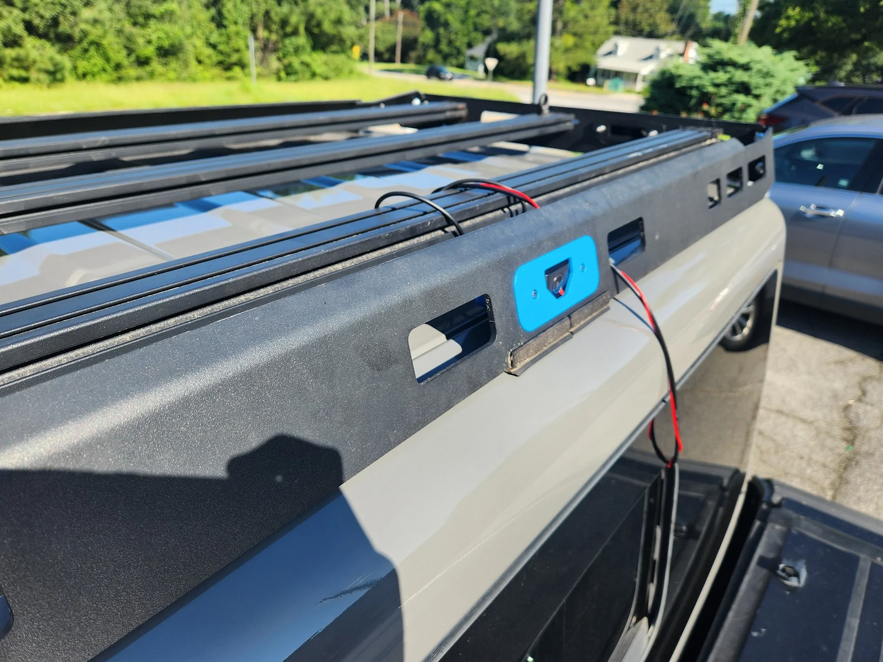 Jeep Gladiator WOLFBOX G930 mirror install and fixes 1000022097