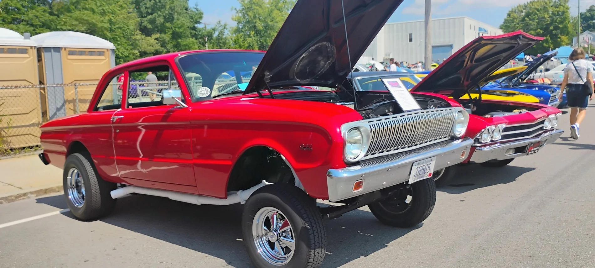 Jeep Gladiator Photos: Putnam car show 1000032872