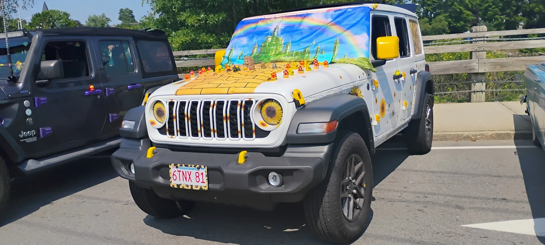 Jeep Gladiator Photos: Putnam car show 1000032881