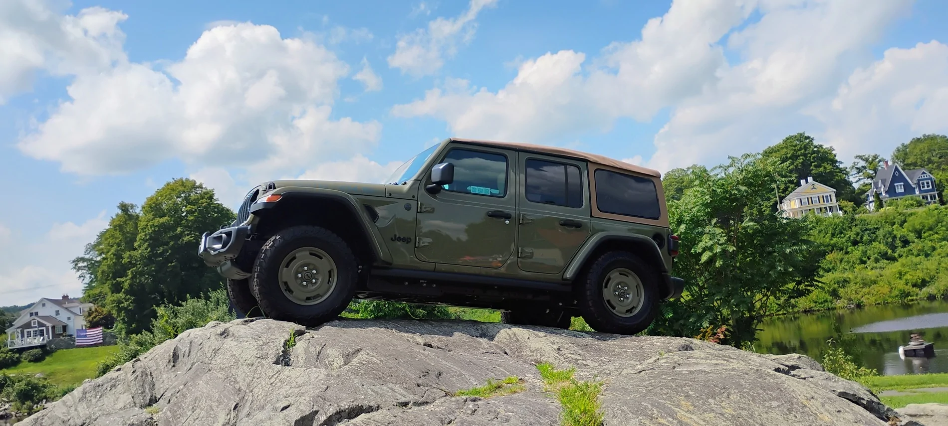Jeep Gladiator Photos: Putnam car show 1000032910