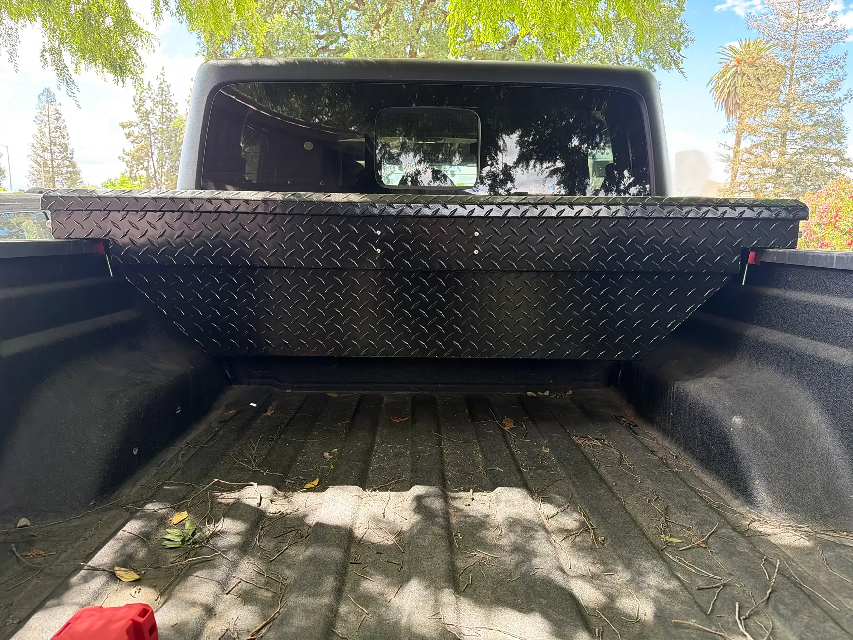 Jeep Gladiator Rad JT's 2022 JTR Build toolbox 1 after vrock before infinit